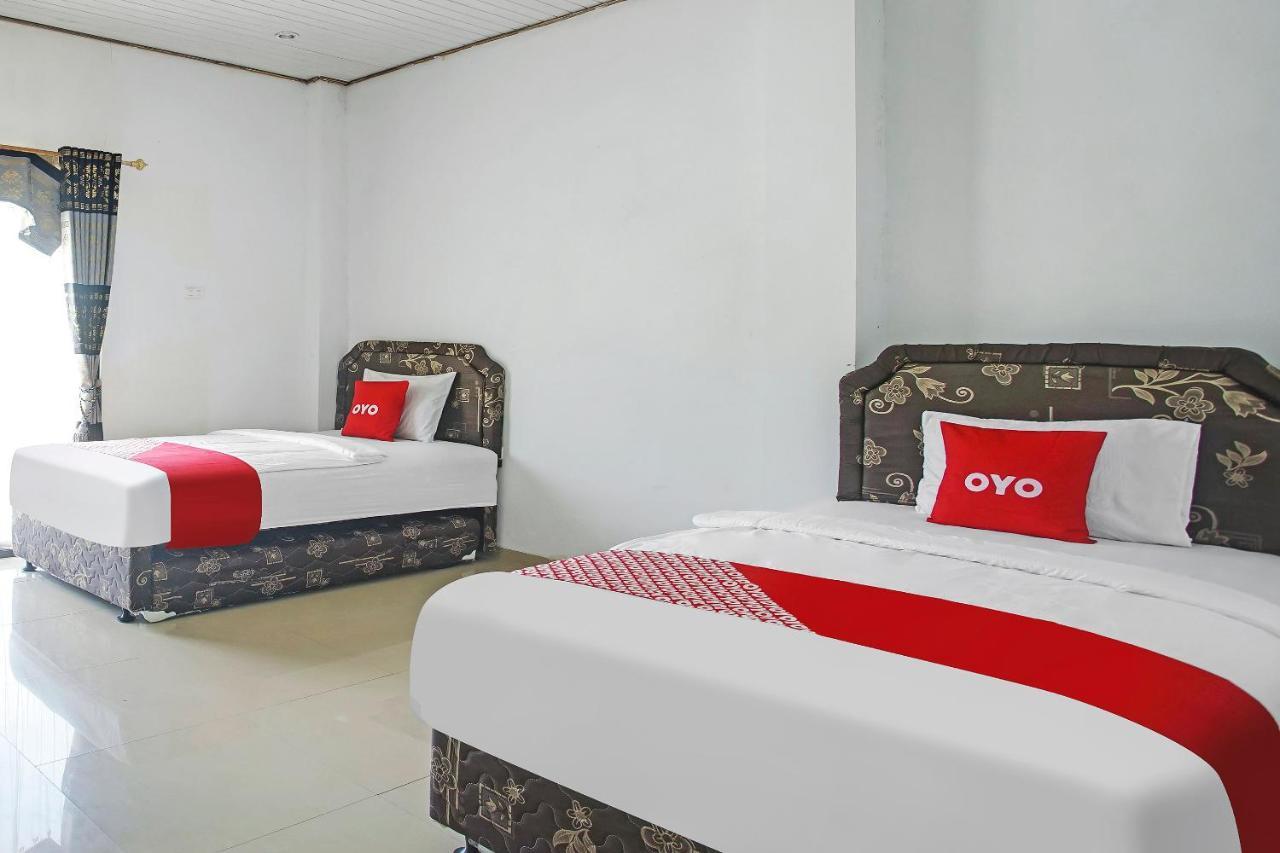 Oyo 2246 Anjung Bang Oking Hotel & Resort Pasarpulaupisang Exterior photo