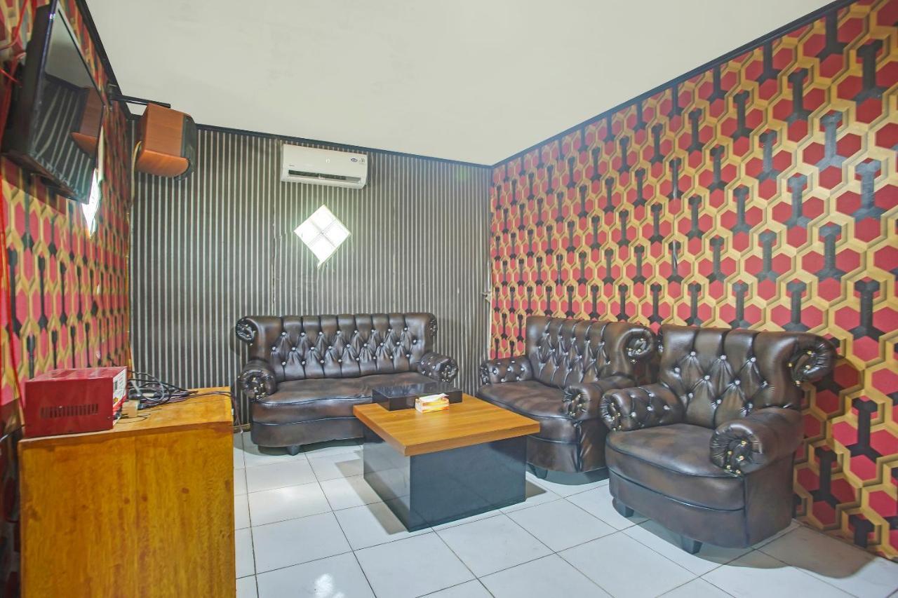 Oyo 2246 Anjung Bang Oking Hotel & Resort Pasarpulaupisang Exterior photo